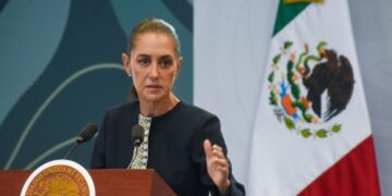 Sheinbaum pide juego limpio a aspirantes de la UNAM: “No hagan trampa” con la inteligencia artificial en el examen de ingreso