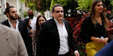 El prestanombres de Maduro, Alex Saab, se declara no culpable de lavado de dinero en EU
