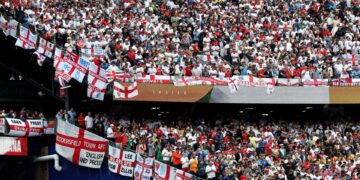 Embajada de Reino Unido pide a británicos respetar las leyes mexicanas