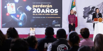 Sheinbaum llama a madres y padres a proteger a niñas, niños y jóvenes ante riesgos de redes sociales y plataformas digitales