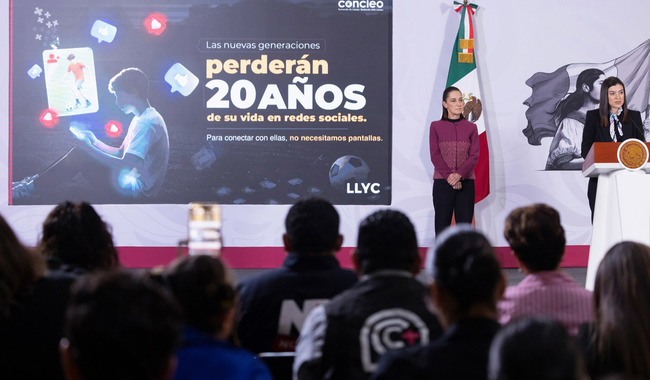 Sheinbaum llama a madres y padres a proteger a niñas, niños y jóvenes ante riesgos de redes sociales y plataformas digitales