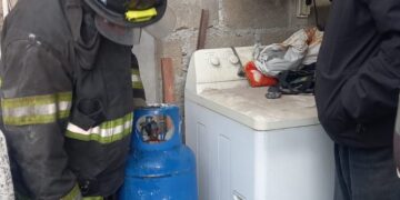 Llama Ricardo Moreno a verificar conexiones de gas en hogares y comercios