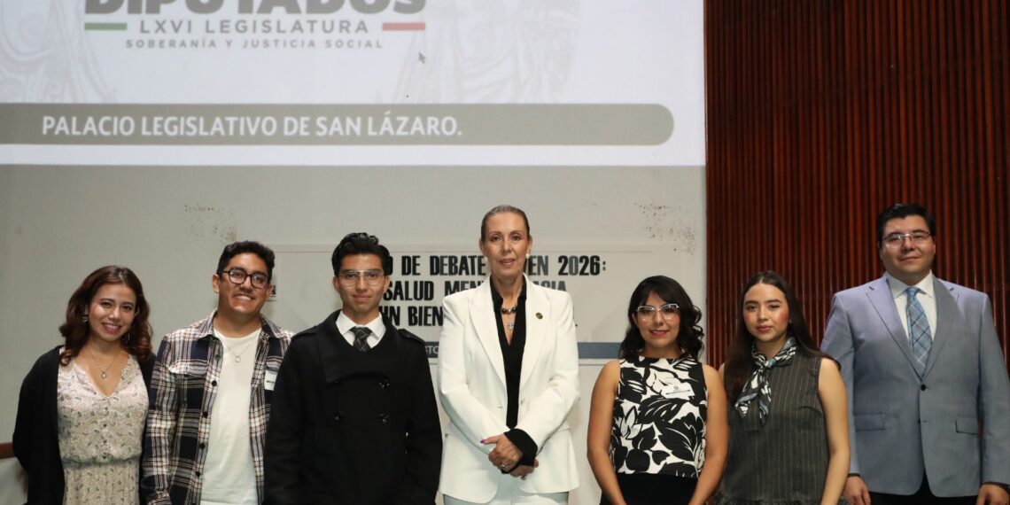 La salud mental debe abordarse como un problema integral, indican especialistas y representantes de organizaciones juveniles
