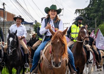 Suma Rocío Pegueros esfuerzos por personas con discapacidad en la «Cabalgata con Causa 2026»