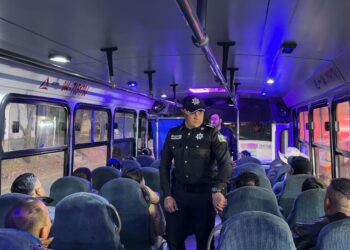 Acompaña operativo “Pasajero Seguro” a usuarios del transporte público en Toluca