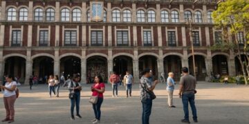 Convierte Gobierno Estatal La Plaza General Emiliano Zapata Salazar y Oficinas Públicas en zonas de internet abierto y atención transparente