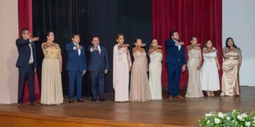 Rinde protesta el Colegio Nacional Voces Legales