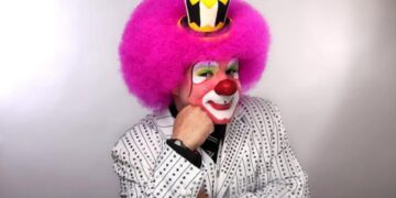 Platanito Show celebra «Un tostón de risas» en la Universidad de Cuautitlán Izcalli