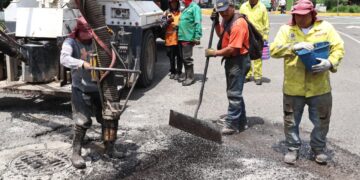 Refuerza Ricardo Moreno programa de repavimentación y bacheo ante daños provocados por lluvias atípicas