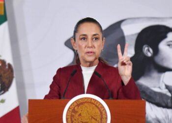 Sheinbaum rechaza escuelas militarizadas y cuestiona decisión de Guanajuato