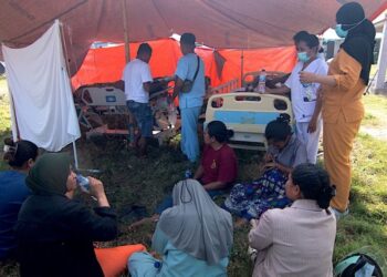 Más de cinco mil personas quedan desplazadas tras el terremoto de magnitud 7.7 en Indonesia