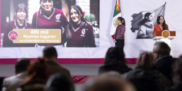 Claudia Sheinbaum informa que meta sexenal del Bachillerato Nacional se duplicará a 400 mil nuevos lugares