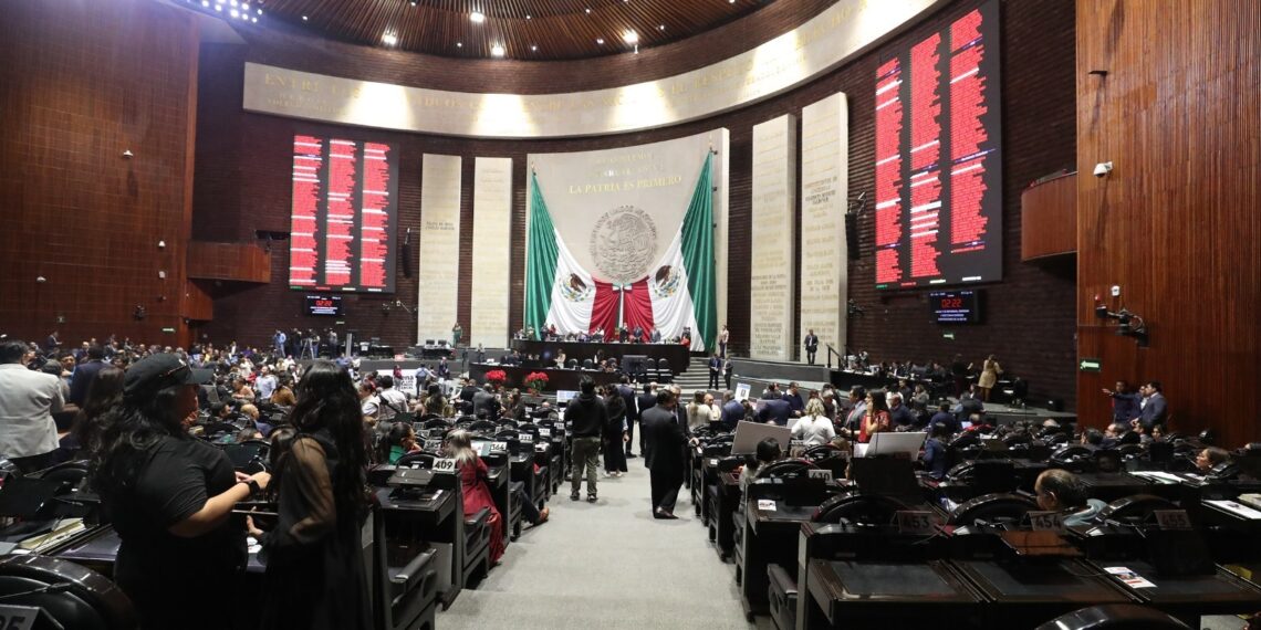La Cámara de Diputados lamenta el sensible fallecimiento del diputado Zenyazen Escobar: Raúl Bolaños