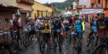 Reúne Reto Morelos a más de 500 ciclistas y activa la oferta turística de Tepoztlán