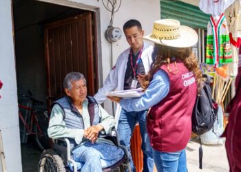 Acerca Presidenta del DIF Toluca, Rocío Pegueros servicios de salud a San Diego de los Padres Cuexcontitlán