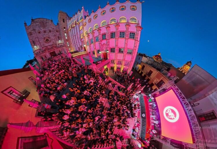 El Festival Internacional de Cine de Guanajuato abre sus puertas a los nuevos talentos: la oportunidad definitiva para que los universitarios hagan cine