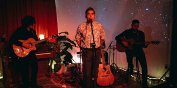 Bruno Danzza convierte el desamor en canción y presenta “Inalcanzable” en íntimo showcase