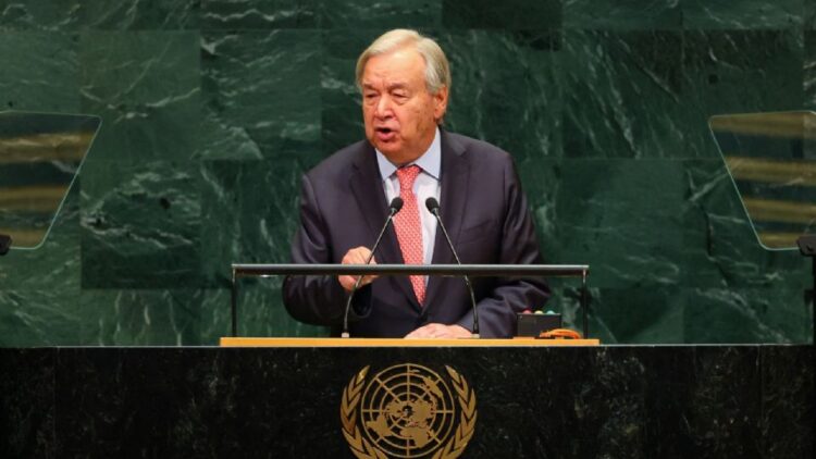 Antonio Guterres se despide de la Asamblea General de la ONU con llamado a regular la IA y poner fin a las guerras
