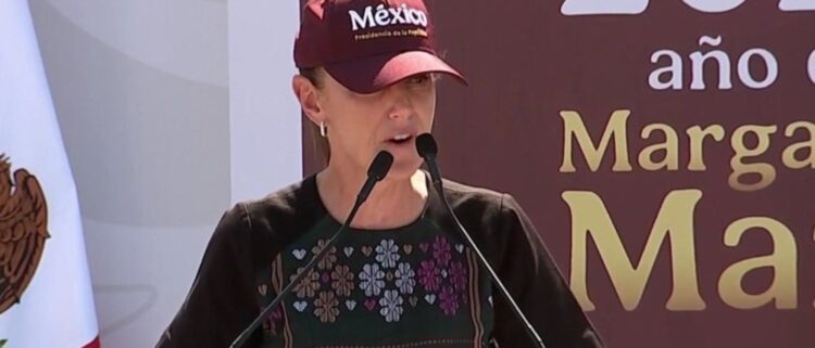 Encabeza Sheinbaum asamblea en Baja California Sur como parte de su gira de rendición de cuentas