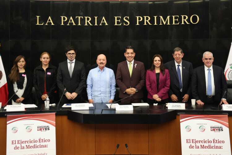 Revisan en conversatorio del Senado papel de la ética ante avances tecnológicos en la medicina