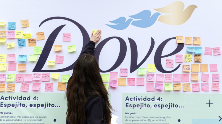 Dove Proyecto para la Autoestima, 20 años fortaleciendo la confianza de las nuevas generaciones en México 