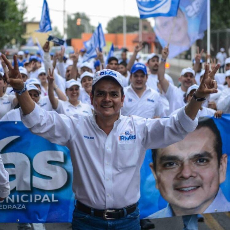 Reportan que exalcalde panista aliado de Cabeza de Vaca huyó a EU tras perder amparo por presunto desfalco millonario en Nuevo Laredo