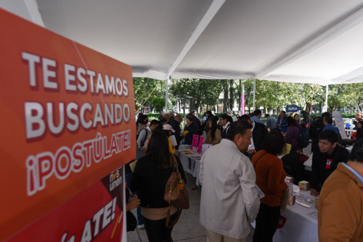El desempleo en México baja a 2.8% en septiembre, pero la informalidad alcanza 54.3%