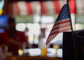 Despiden a casi mil 400 trabajadores de una fábrica en Ohio tres días antes del mitin de Trump