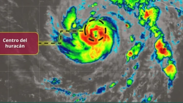 «Trudy» se intensifica a huracán categoría 3 y se prevén fuertes lluvias en las costas del Pacífico