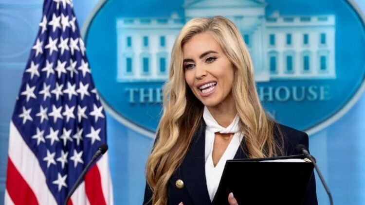 Katie Zacharia deja de ser la portavoz de Trump a una semana de asumir el cargo