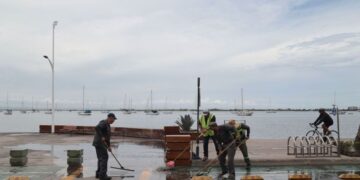 Se intensifica nuevamente el huracán ‘Rachel’ a categoría 2 y amenaza a Baja California Sur